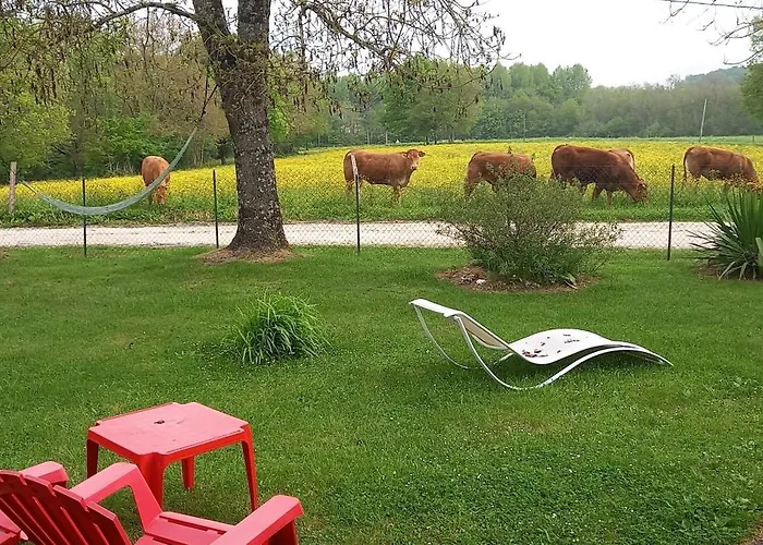 Gite Rouge Calme Et Nature